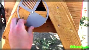 3d printed bee excluder entrance to top bar bee hive